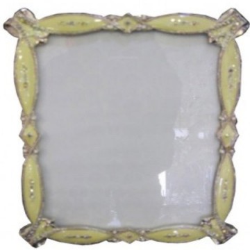 Κορνίζα με ασημί μέταλλο...