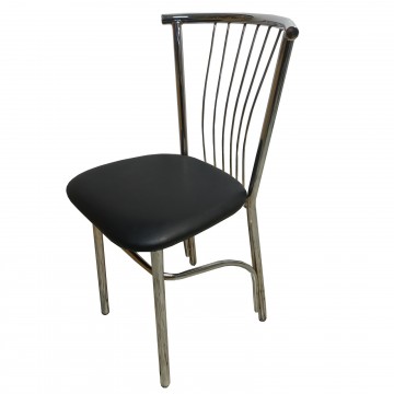 Καρέκλα τραπεζαρίας βεντάλια από σκελετό χρωμίου και επένδυση από δερματίνη σε μαύρο χρώμα