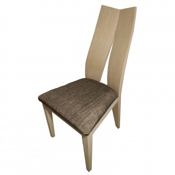 Καρέκλα τραπεζαρίας Κ28 από ξύλο δρυς γκρι φυσικό χρώμα με ψηλή πλάτη και καφέ πάτο