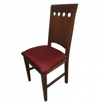 Καρέκλα τραπεζαρίας Κ67 ξύλινη σε χρώμα οξιάς καρυδιά με ψηλή σκαλιστή πλάτη και βυσσινή πάτο