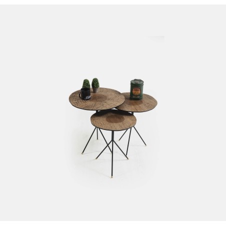 Βοηθητικά τραπέζια σαλονιού σετ 3τεμ Twist από ξύλο καρυδιάς με μεταλλικά πόδια με χρυσές λεπτομέρειες 51x51x55εκ