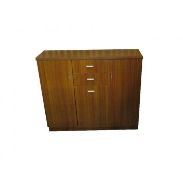 Παπουτσοθήκη με τρεις...